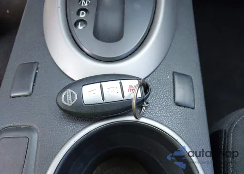 2013 Nissan Rogue Sv z USA, uszkodzony, nr VIN JN8AS5MT0DW508847